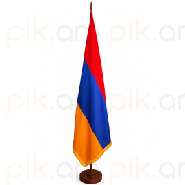 ՀՀ դրոշ պատվանդանով